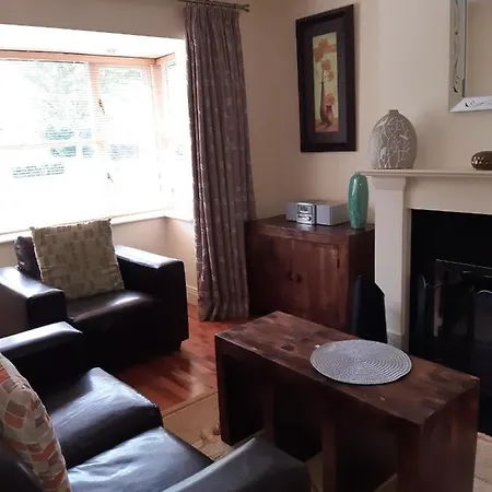 Foleys Ardmullen Manor Houses * ケンメア